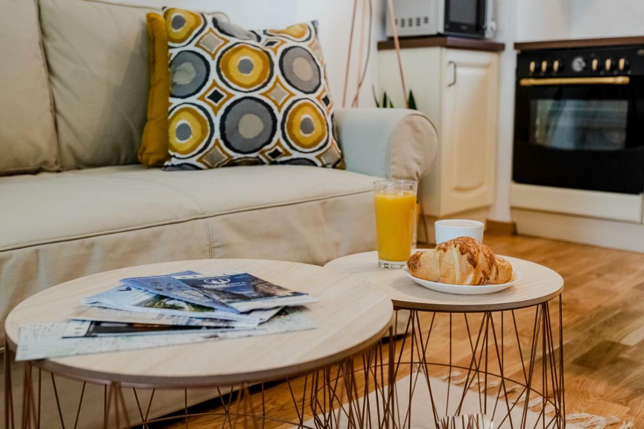 Ultracentral Apartment คลูจ-นาโปกา ภายนอก รูปภาพ