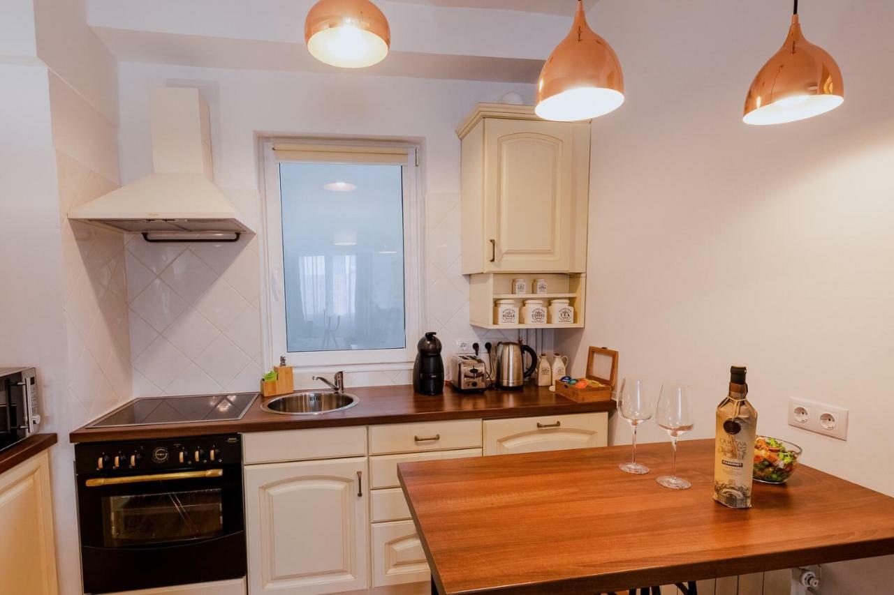 Ultracentral Apartment คลูจ-นาโปกา ภายนอก รูปภาพ